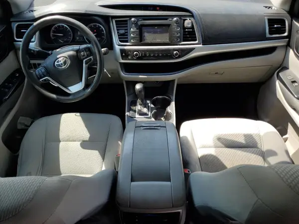 5TDZKRFH3GS184845 2016 TOYOTA HIGHLANDER - Image 8