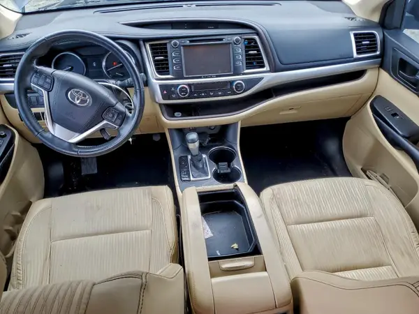 5TDZKRFH4GS121866 2016 TOYOTA HIGHLANDER - Image 8