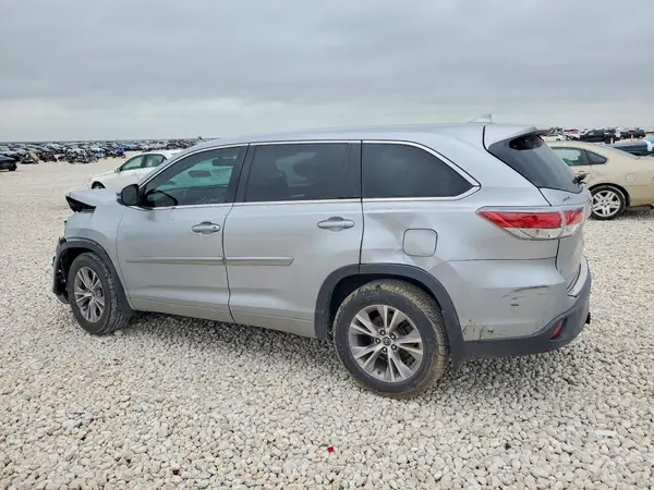 5TDZKRFH4GS123441 2016 TOYOTA HIGHLANDER - Image 2