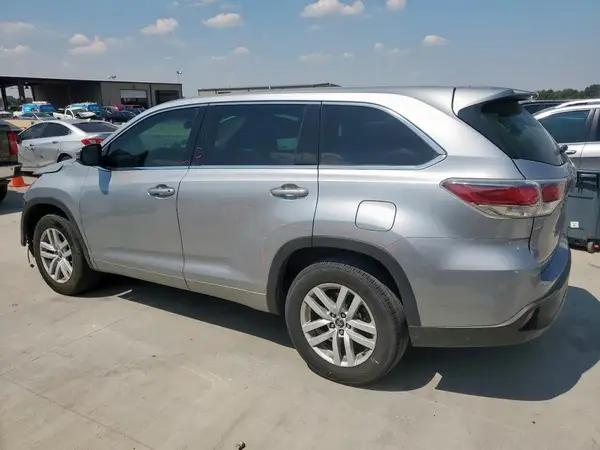5TDZKRFH4GS129076 2016 TOYOTA HIGHLANDER - Image 2