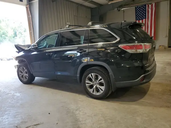 5TDZKRFH4GS152180 2016 TOYOTA HIGHLANDER - Image 2