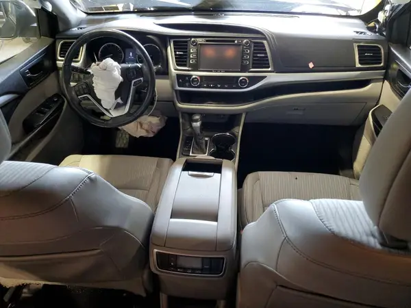 5TDZKRFH4GS152180 2016 TOYOTA HIGHLANDER - Image 8