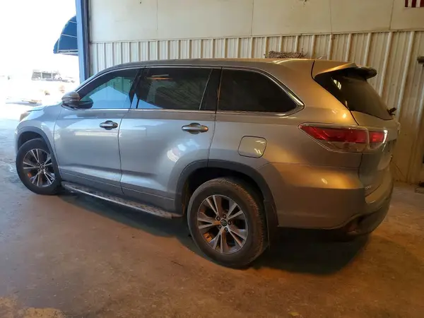5TDZKRFH4GS162708 2016 TOYOTA HIGHLANDER - Image 2