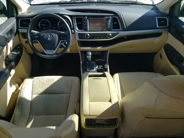 5TDZKRFH4GS169822 2016 TOYOTA HIGHLANDER - Image 8
