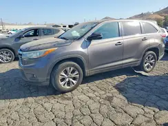 5TDZKRFH5GS141219 2016 TOYOTA HIGHLANDER
