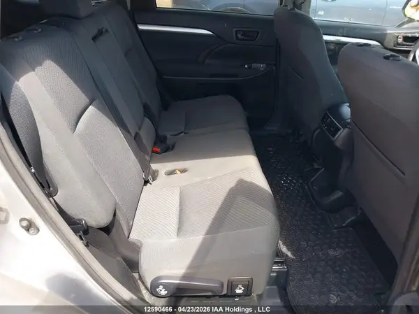 5TDZKRFH5GS157324 2016 TOYOTA HIGHLANDER - Image 8