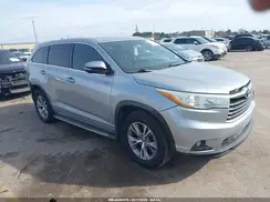 5TDZKRFH6GS120718 2016 TOYOTA HIGHLANDER