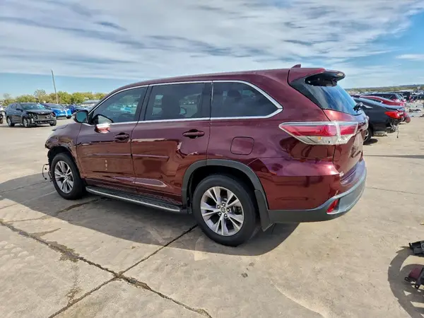 5TDZKRFH6GS123618 2016 TOYOTA HIGHLANDER - Image 2