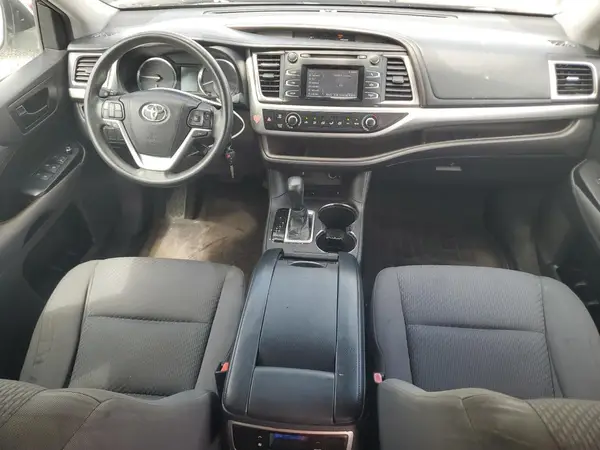 5TDZKRFH6GS126101 2016 TOYOTA HIGHLANDER - Image 8