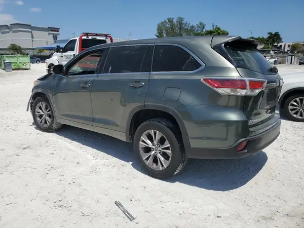 5TDZKRFH6GS147949 2016 TOYOTA HIGHLANDER - Image 2