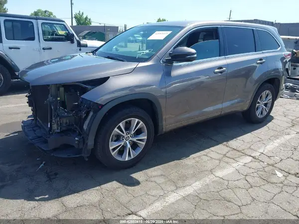 5TDZKRFH6GS154464 2016 TOYOTA HIGHLANDER - Image 2