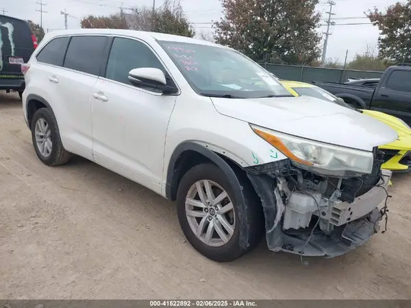5TDZKRFH6GS162855 2016 TOYOTA HIGHLANDER - Image 1