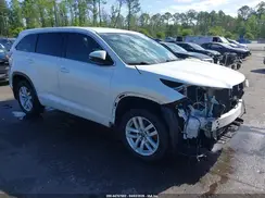 5TDZKRFH6GS166338 2016 TOYOTA HIGHLANDER