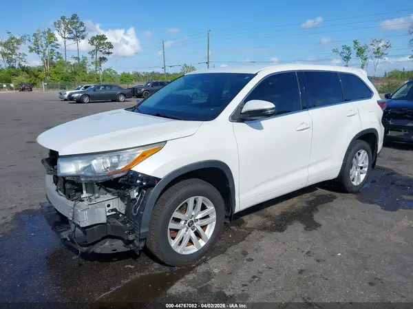 5TDZKRFH6GS166338 2016 TOYOTA HIGHLANDER - Image 2