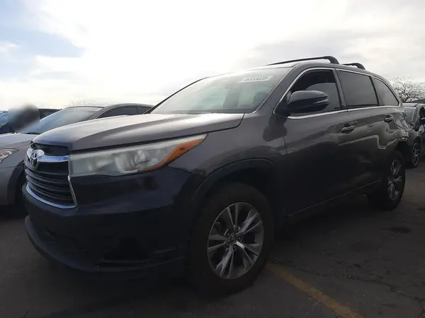 5TDZKRFH6GS174021 2016 TOYOTA HIGHLANDER - Image 1
