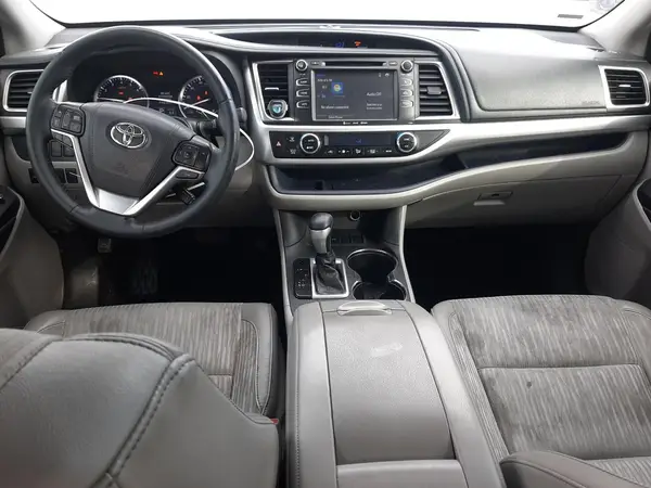 5TDZKRFH6GS174021 2016 TOYOTA HIGHLANDER - Image 8