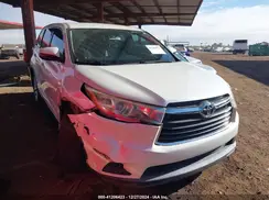 5TDZKRFH6GS176156 2016 TOYOTA HIGHLANDER