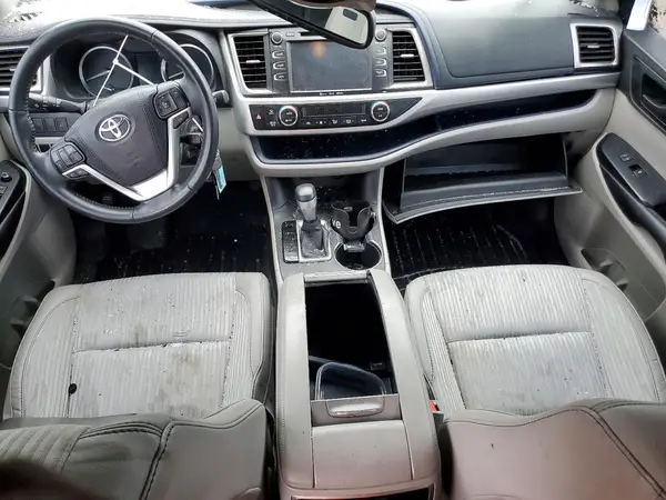 5TDZKRFH6GS183866 2016 TOYOTA HIGHLANDER - Image 8