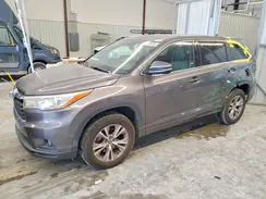 5TDZKRFH7GS132697 2016 TOYOTA HIGHLANDER