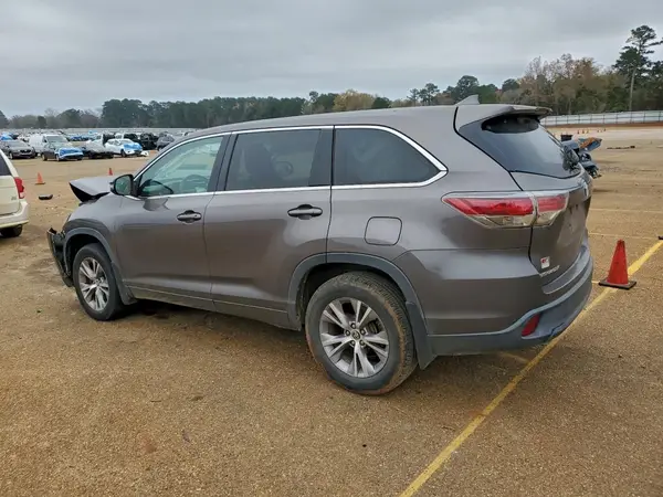 5TDZKRFH7GS134949 2016 TOYOTA HIGHLANDER - Image 2