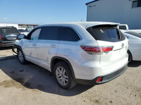 5TDZKRFH7GS159589 2016 TOYOTA HIGHLANDER - Image 2