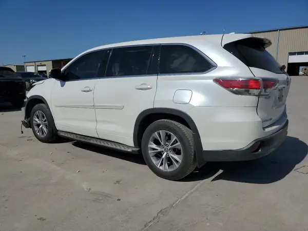 5TDZKRFH7GS166851 2016 TOYOTA HIGHLANDER - Image 2