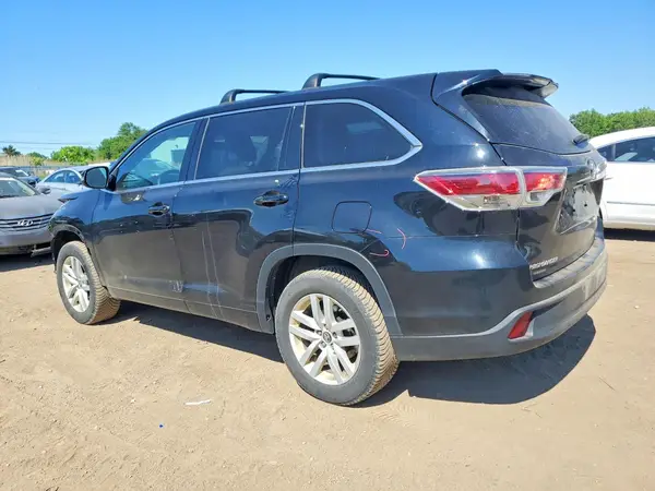 5TDZKRFH7GS180765 2016 TOYOTA HIGHLANDER - Image 2