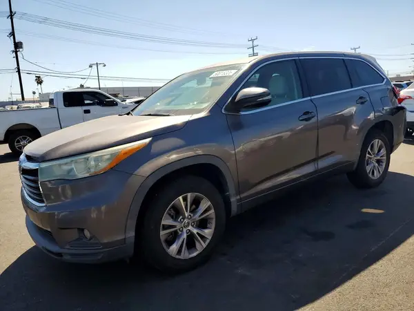 5TDZKRFH8GS121921 2016 TOYOTA HIGHLANDER - Image 1