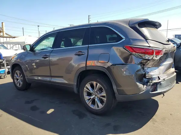 5TDZKRFH8GS121921 2016 TOYOTA HIGHLANDER - Image 2