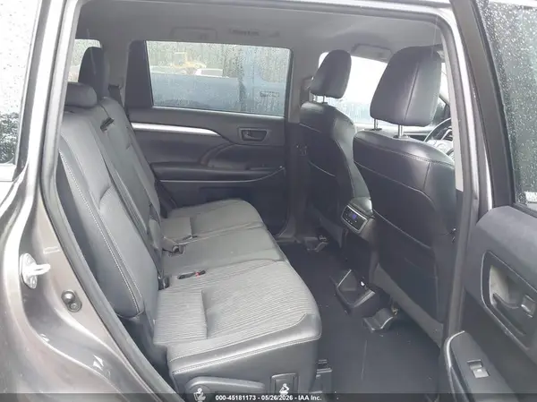 5TDZKRFH8GS125774 2016 TOYOTA HIGHLANDER - Image 8