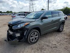 5TDZKRFH8GS135219 2016 TOYOTA HIGHLANDER