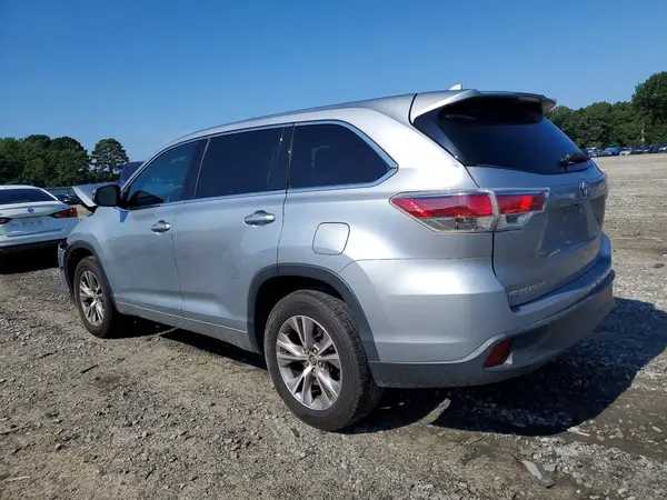 5TDZKRFH8GS148052 2016 TOYOTA HIGHLANDER - Image 2