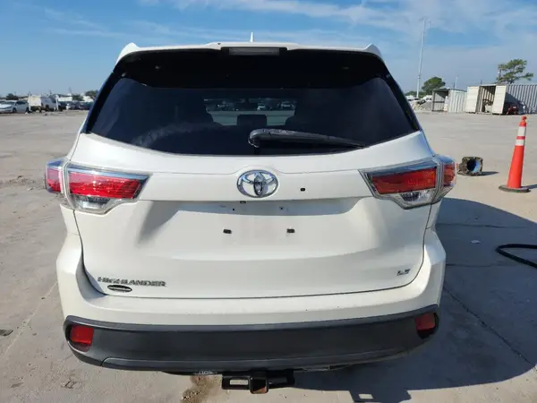 2016 TOYOTA HIGHLANDER COPART lot 84740985 auction photo 6