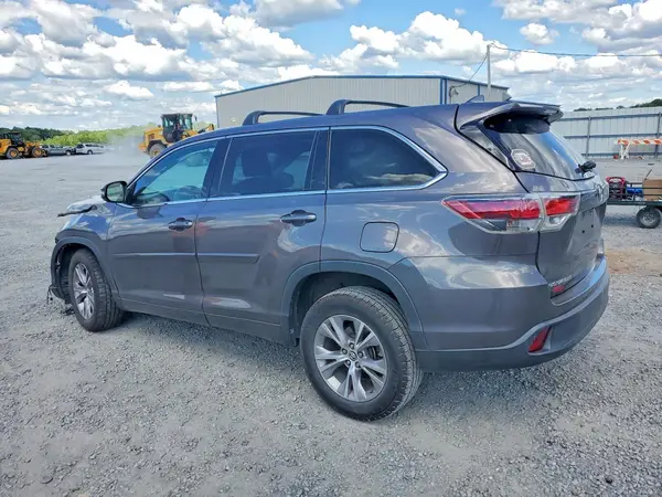 5TDZKRFH9GS120356 2016 TOYOTA HIGHLANDER - Image 2