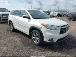5TDZKRFH9GS129882 2016 TOYOTA HIGHLANDER