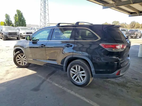 5TDZKRFH9GS174689 2016 TOYOTA HIGHLANDER - Image 2