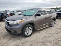 5TDZKRFH9GS179908 2016 TOYOTA HIGHLANDER