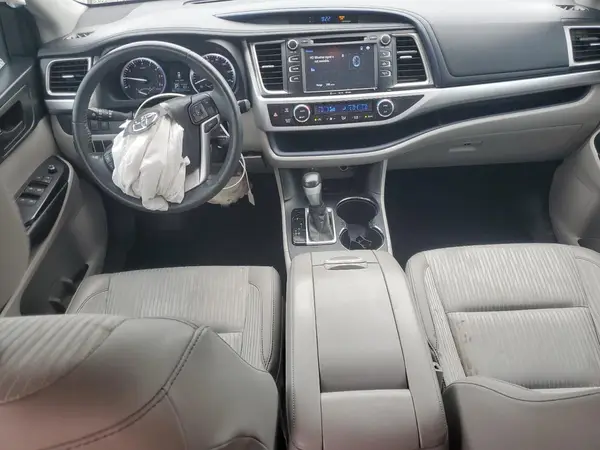 5TDZKRFH9GS184400 2016 TOYOTA HIGHLANDER - Image 8