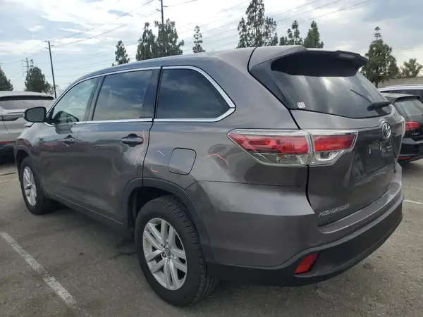 5TDZKRFH9GS185479 2016 TOYOTA HIGHLANDER - Image 2