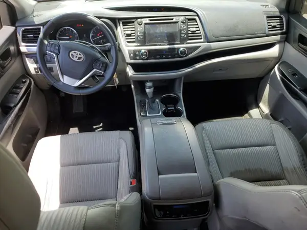 5TDZKRFHXGS123556 2016 TOYOTA HIGHLANDER - Image 8