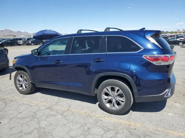 5TDZKRFHXGS131205 2016 TOYOTA HIGHLANDER - Image 2