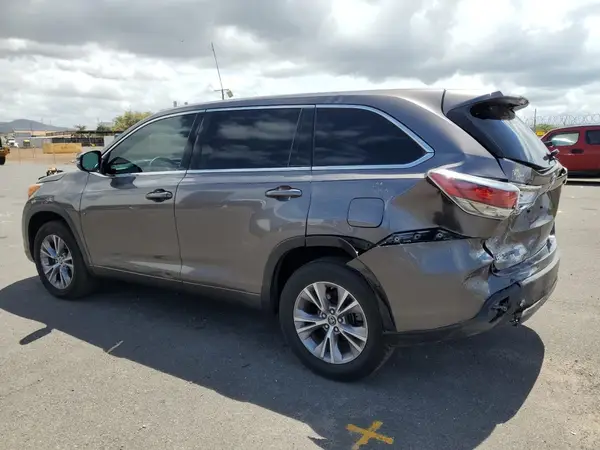 5TDZKRFHXGS136484 2016 TOYOTA HIGHLANDER - Image 2