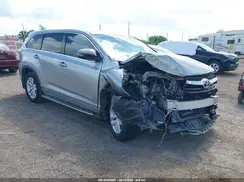 5TDZKRFHXGS153155 2016 TOYOTA HIGHLANDER
