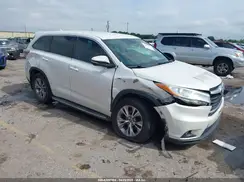 5TDZKRFHXGS173146 2016 TOYOTA HIGHLANDER