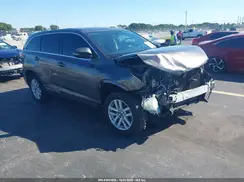 5TDZKRFHXGS184566 2016 TOYOTA HIGHLANDER