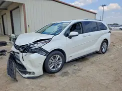 5TDZRKEC1MS032910 2021 TOYOTA SIENNA