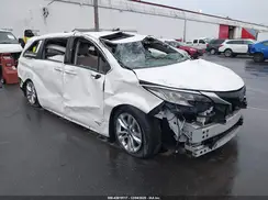 5TDZRKEC3MS010584 2021 TOYOTA SIENNA