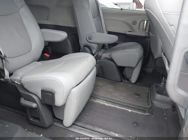 5TDZRKEC3NS075758 2022 TOYOTA SIENNA - Image 8