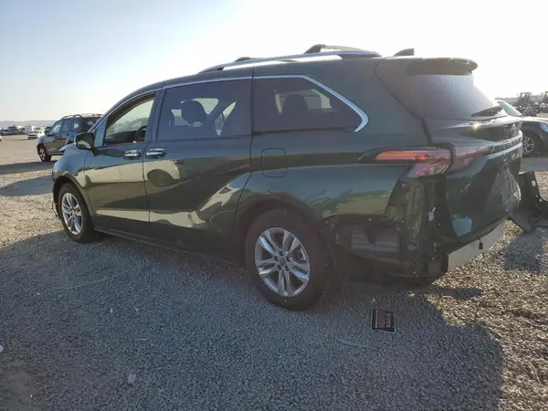 5TDZRKEC3NS081320 2022 TOYOTA SIENNA - Image 2