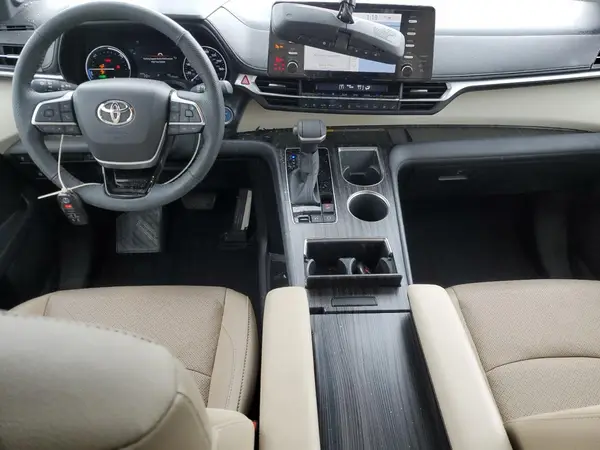 5TDZRKEC3NS092737 2022 TOYOTA SIENNA - Image 8